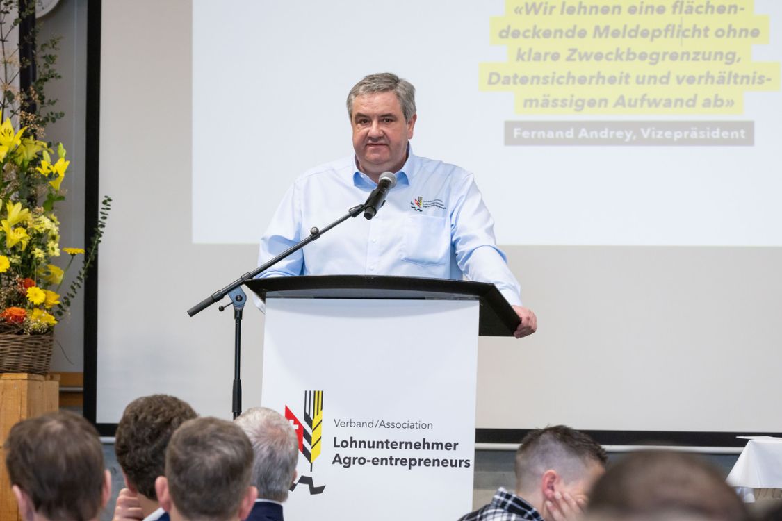 Fernand Andrey, Vizepräsident, berichtete unter anderem zur Arbeitsgruppe Strassenverkehr.