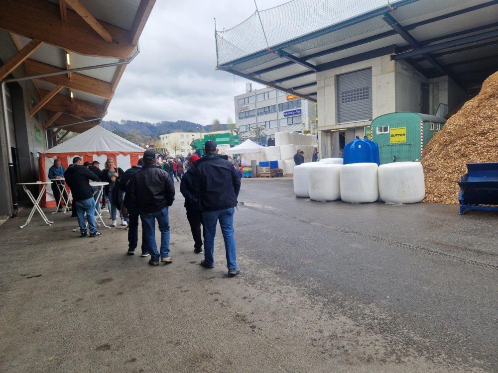 Le site de l'entreprise se trouve dans la zone industrielle entre Schönbühl et Mattstetten. Image : rz