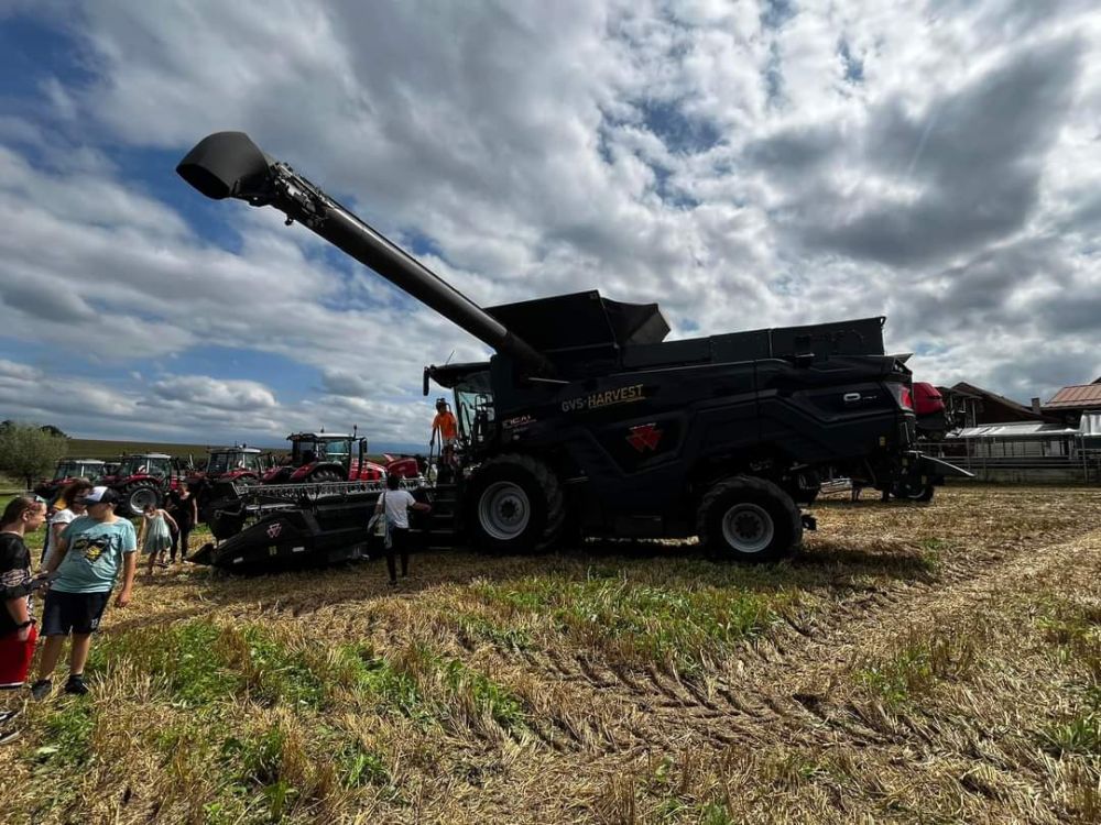 Die Bau-Serie Ideal ist die grösste der Drescher im Produktesortiment. Bild: kim