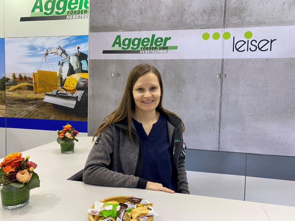 Fabienne Aggeler, vom gleichnamigen Importeuer der Mecalac Bagger. Bild UlUt