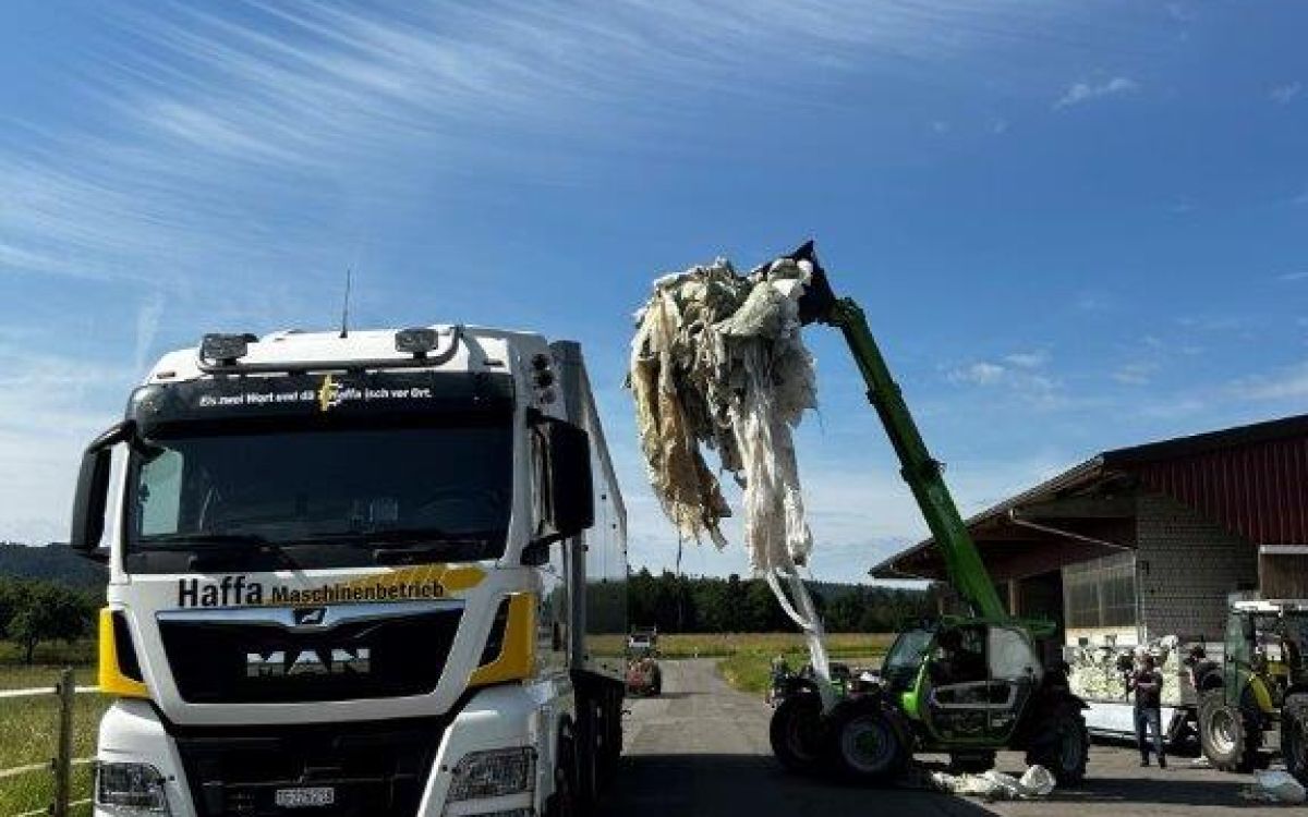 Silofoliensammeltag 8. Juni Haffa Maschinenbetrieb. Foto: Haffa Maschinenbetrieb