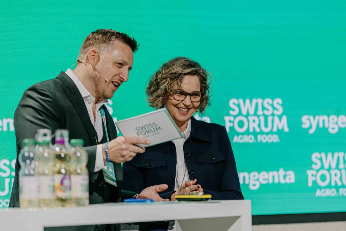Petra Laux von der Syngenta Group sprach über das Spannungsfeld von Produktivität und ökologischer Wirkung. (Foto: Diana Mumenthaler Fotografie)