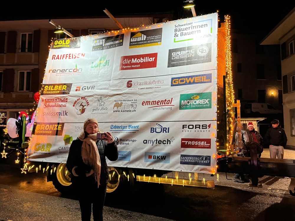 Grâce au généreux soutien des sponsors, la deuxième balade lumineuse a pu être une expérience inoubliable pour toute la commune. Image : kim
