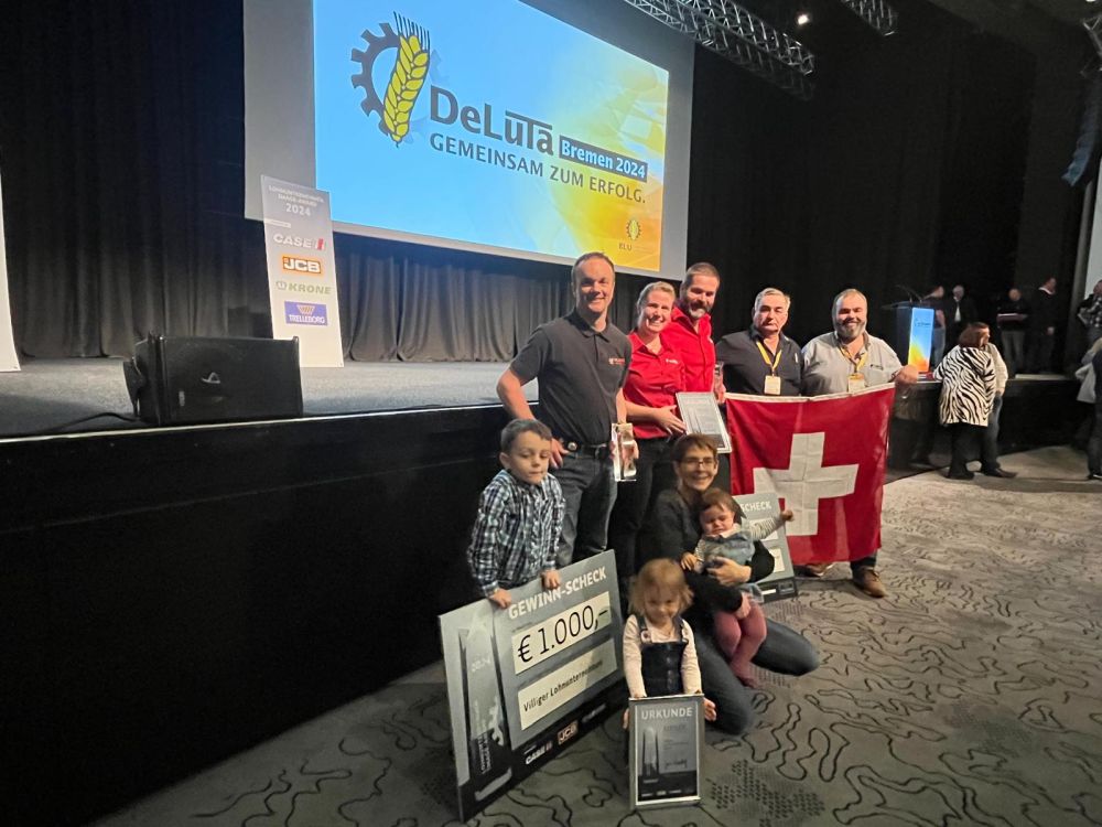 Les gagnants suisses de l'Image Award avec le vice-président Daniel Haffa (à droite) et le membre du comité Rolf Haller (2e à partir de la droite). Image : kim