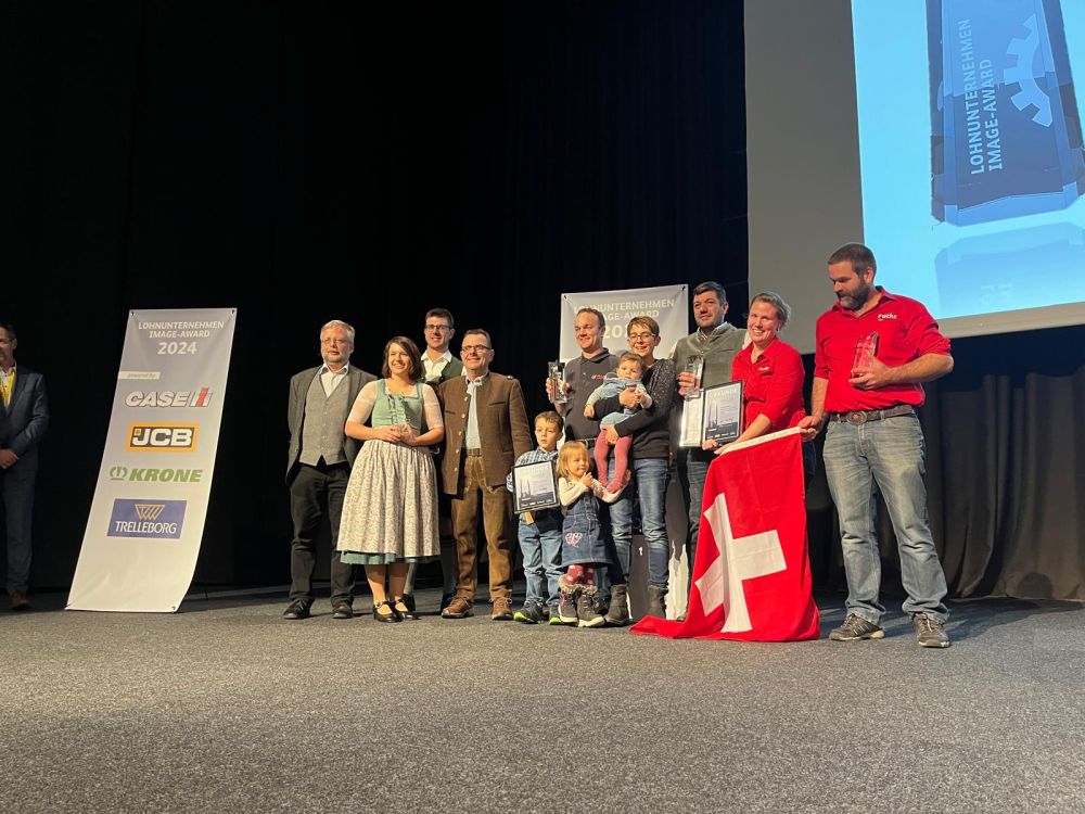 Les gagnants du prix Image Award avec le rédacteur en chef du magazine « Lohnunternehmen », Jens Nordhof (à gauche). Image : kim